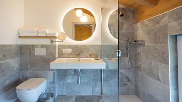 Superior Double Room, Private Bathroom | Bathroom | Shower, free toiletries, hair dryer, bathrobes