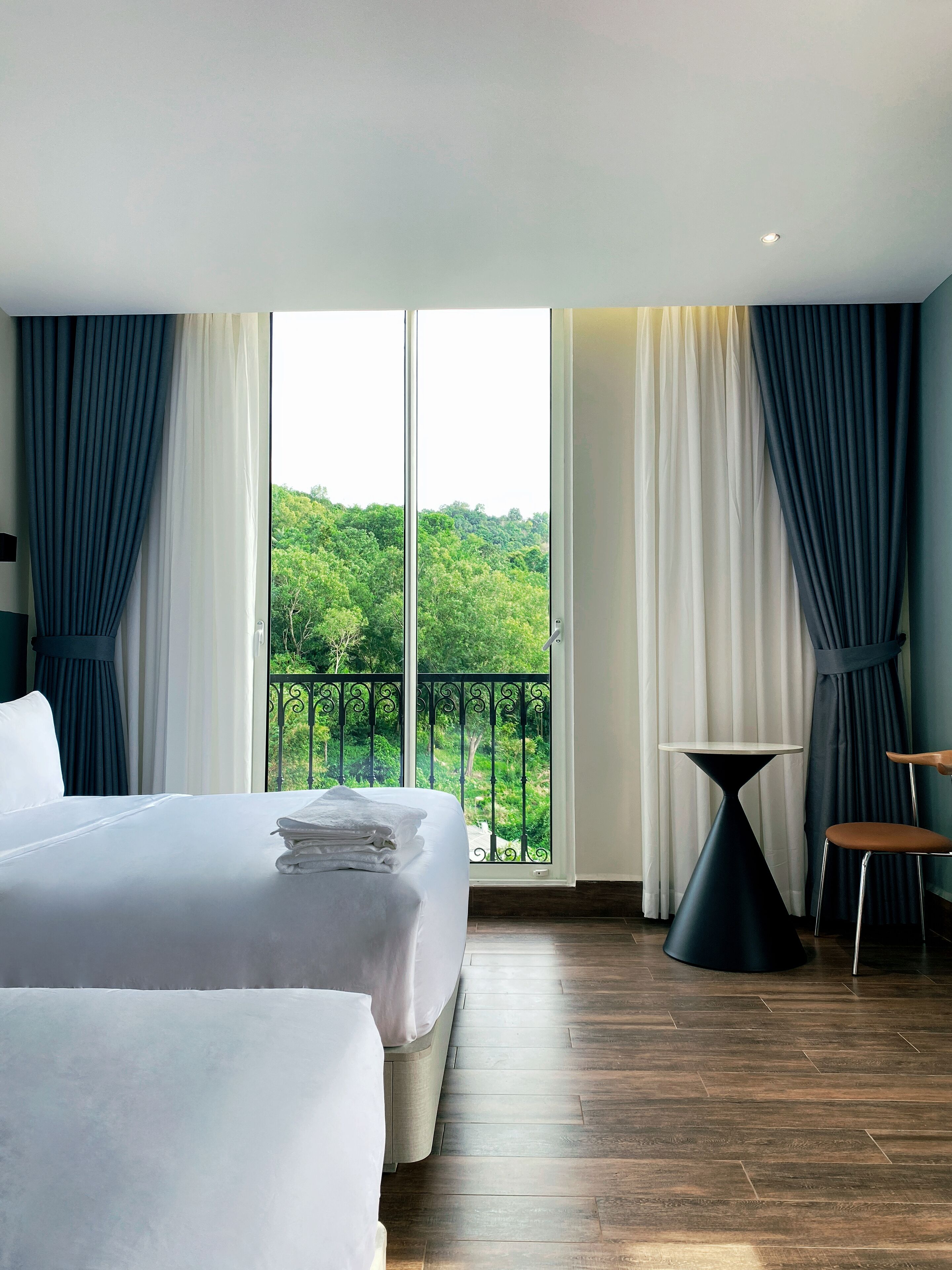 Family Double Room, 2 Queen Beds | Desk, free WiFi