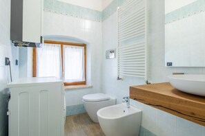 Shower, bidet