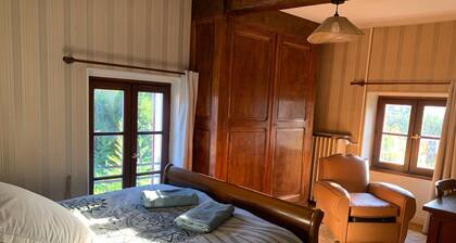 Large house ideal for groups & families