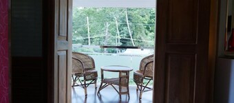 Essence Munnar Homestay