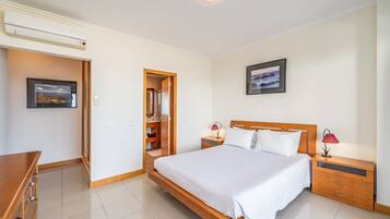 2 slaapkamers, een strijkplank/strijkijzer, wifi, beddengoed