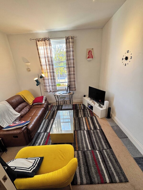 Yhteismajoitus, 1 makuuhuone | Olohuone