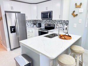 Fridge, microwave, oven, stovetop - Experience Tilghman Beach & Racquet 362! Second Row, Pools, Tennis, Close to Main Street! (North Myrtle Beach)