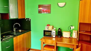 Micro-ondes, plaque de cuisson