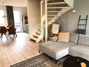 Apartment | Living room - Beautiful Lodge Parallel to the Shopping Street (Zoutelande)