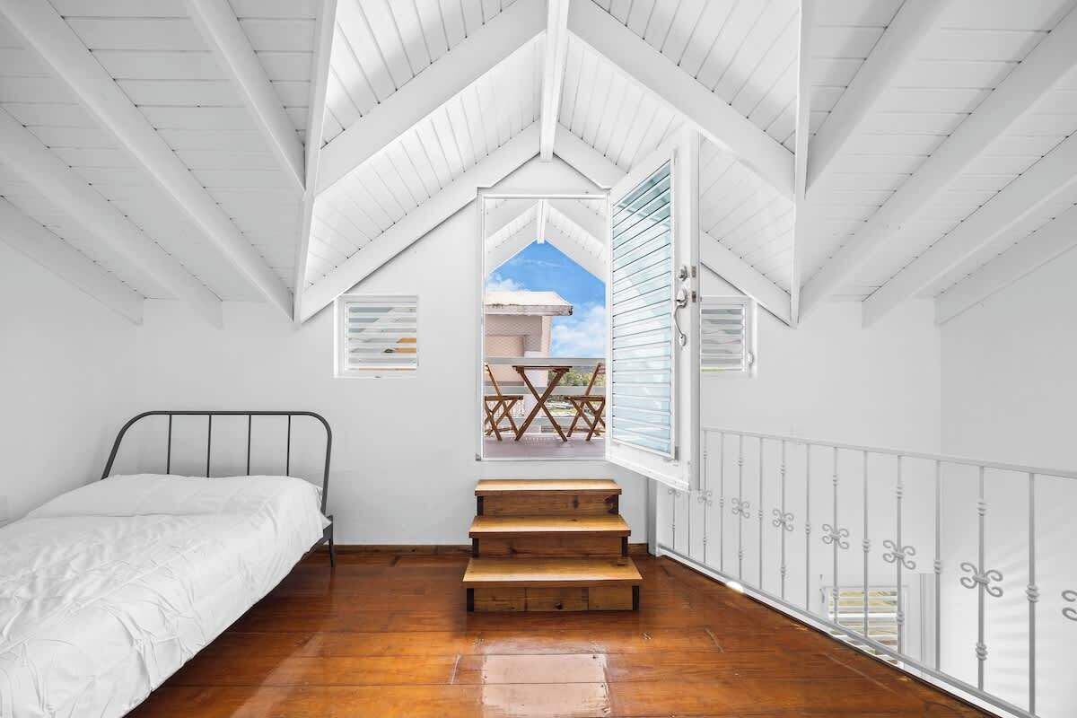 1 chambre, lit parapluie, Wi-Fi gratuit, draps fournis