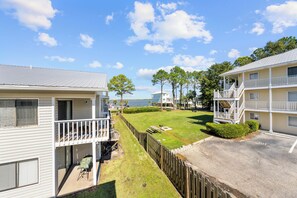 บริเวณภายนอก