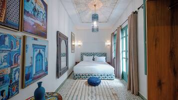 Deluxe Double Room | Individually decorated, individually furnished, iron/ironing board