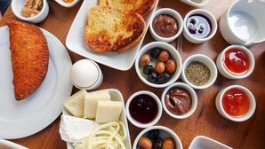 Free daily local cuisine breakfast  - Ba-Ka Boutique Guesthouse  (Sheikh Zayed City)