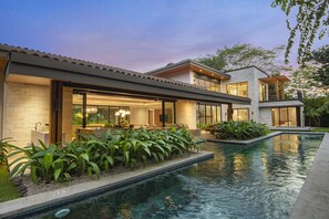 Pool - New luxury home located on the beachside of Las Golondrinas in Hacienda Pinilla. Enjoy daily housekeeping, full concierge service, and a private 20-meter Olympic-style pool — all just steps from the beach. (Tamarindo)