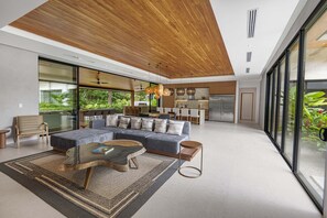 TV - New luxury home located on the beachside of Las Golondrinas in Hacienda Pinilla. Enjoy daily housekeeping, full concierge service, and a private 20-meter Olympic-style pool — all just steps from the beach. (Tamarindo)