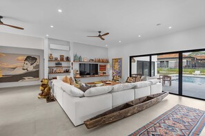 Interior - Brand New  5 Bedrooms  Private Pool Wide Outdoor Terrace Exclusive beachside Las Golondrinas Community (Santa Cruz)