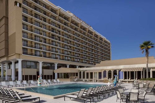 Southbank St. Johns River Views + Dining & Pool