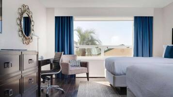 1 slaapkamer, een bureau, een strijkplank/strijkijzer, wifi