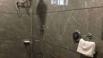 Silitysrauta/-lauta, ilmainen Wi-Fi