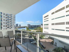 Property grounds - Beachside Condo | Amazing View (Hollywood)