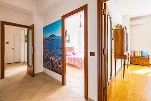 Interior - Casa MariaPia al Vomero by Napoliapartments (Naples)