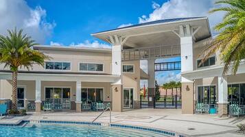 12 bedrooms, Internet