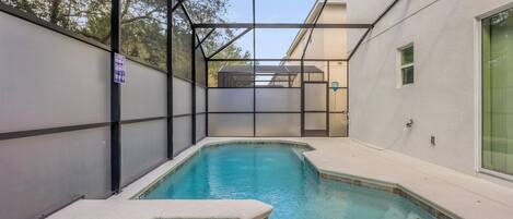 House | 12 bedrooms, Internet