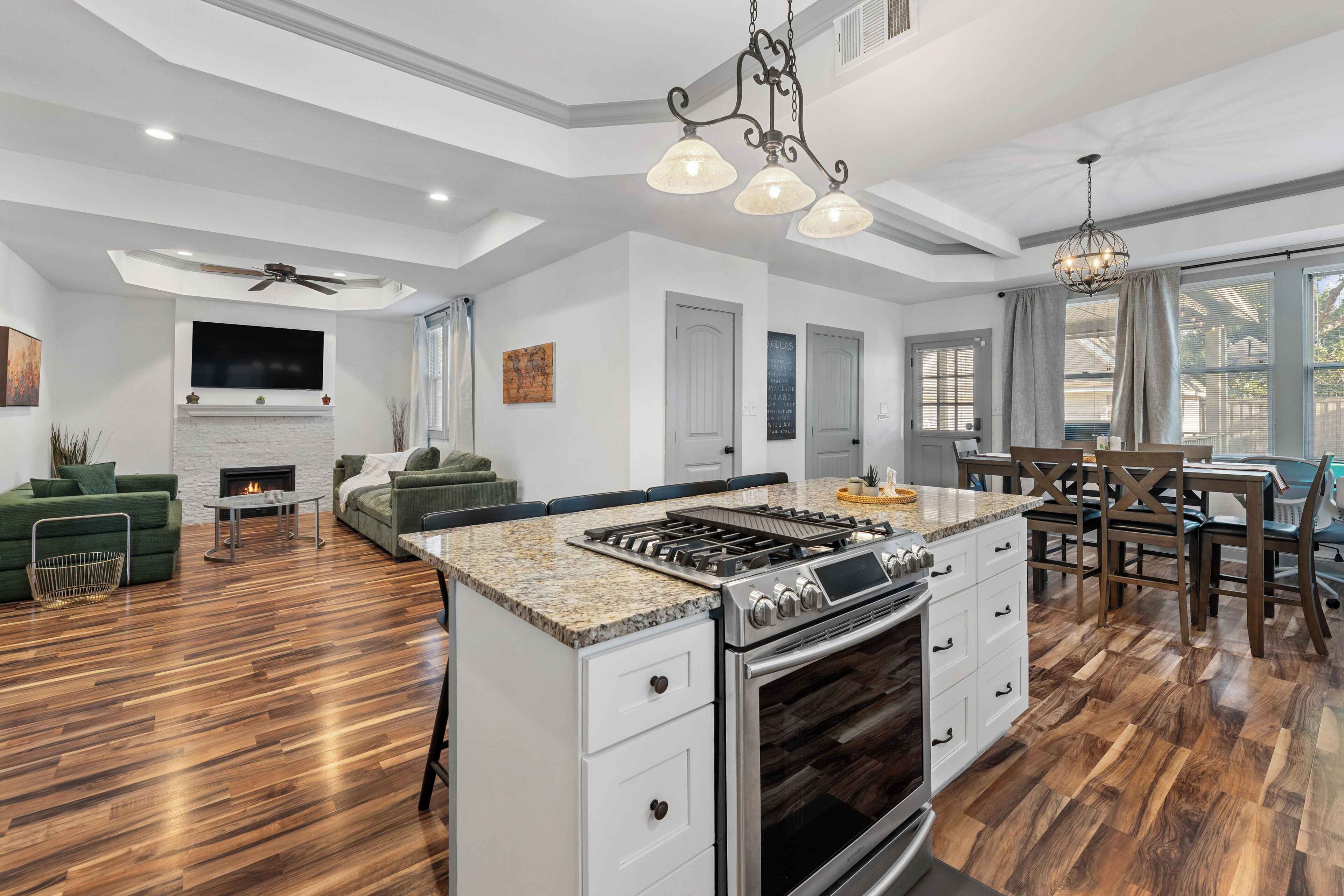 House (4 Bedrooms) | Interior