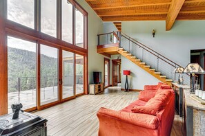 House (4 Bedrooms) | Interior - Outdoor Lover's Paradise: Private Bayfield Escape (Bayfield)