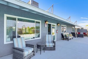 House (4 Bedrooms) | Interior - 7 Mi to Fremont St: Vegas Home w/ Backyard Oasis! (North Las Vegas)