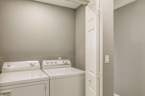 House (4 Bedrooms) | Interior - 7 Mi to Fremont St: Vegas Home w/ Backyard Oasis! (North Las Vegas)