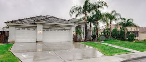 Talo (4 Bedrooms) | Majoituspaikan julkisivu