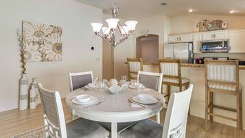 Villa (2 Bedrooms) | Interior