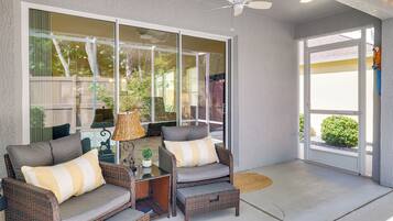 House (2 Bedrooms) | Front of property