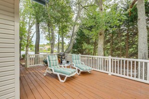 House (3 Bedrooms) | Interior - 2 Mi to Bethany Beach! Family Getaway w/ Deck (Ocean View)