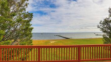 Cottage (2 Bedrooms) | Interior