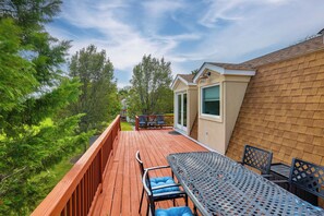 Cottage (2 Bedrooms) | Interior - Chesapeake Bay Views & Private Deck: Cozy Cottage (Stevensville)
