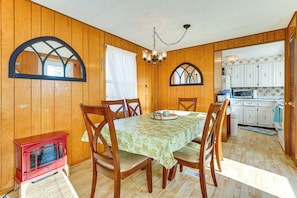 House (2 Bedrooms) | Interior - Penobscot Bay Hideaway! 'cora's Cove' Cabin (Brooksville)
