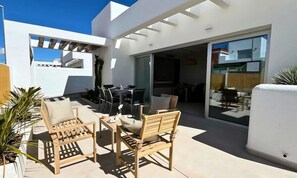 Outdoor dining - Villa in San Fulgencio With Private Pool (San Fulgencio)