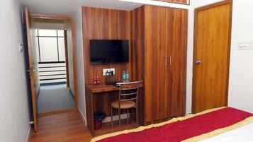 Deluxe Double Room, City View