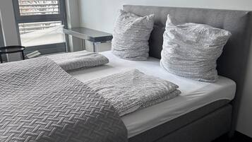 7 Schlafzimmer, WLAN, Bettwäsche