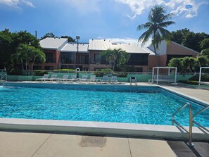 Udendørs pool, opvarmet pool