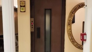 Reception - Taksim Hotel Şato (Istanbul)