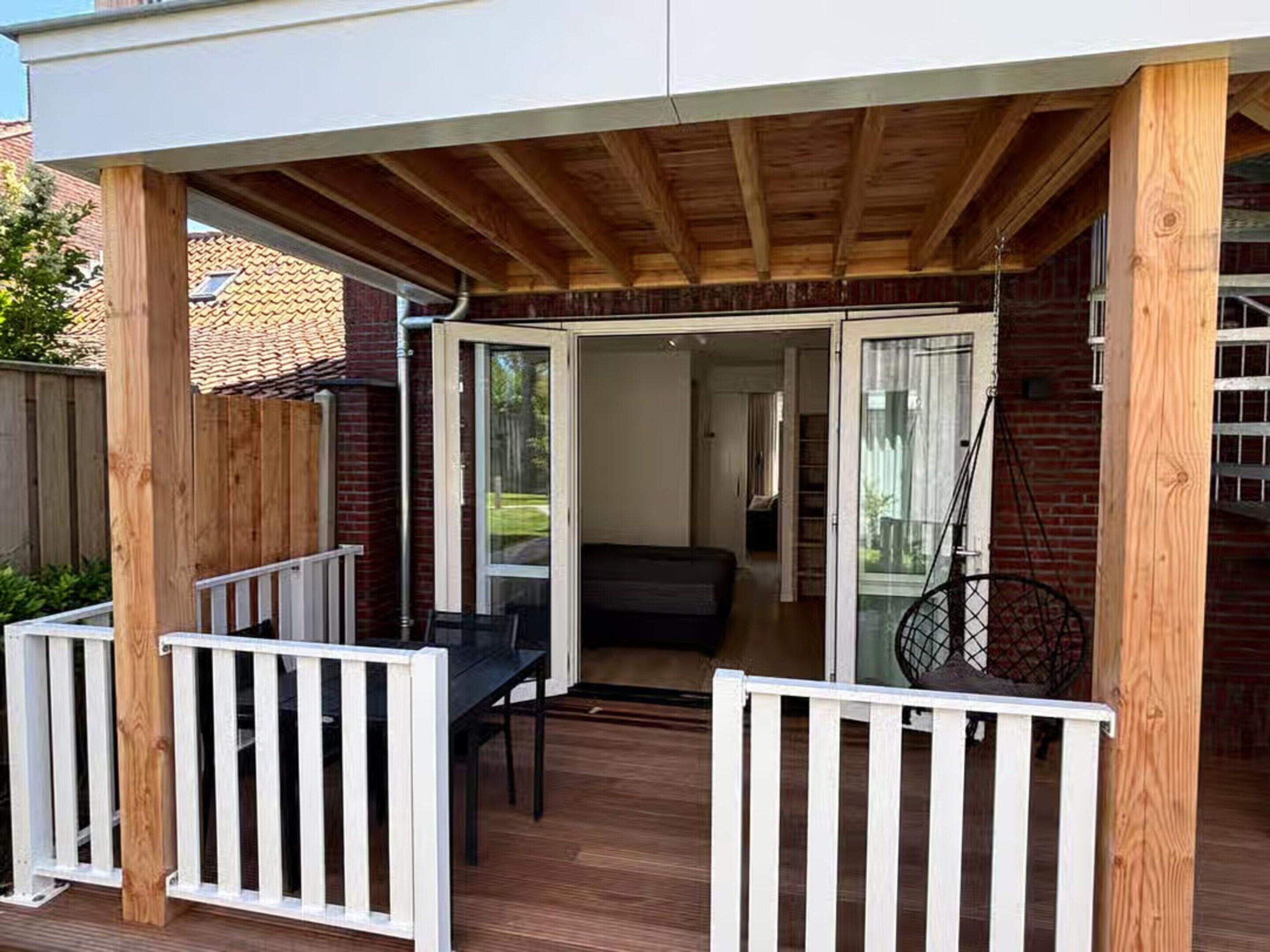 Apartment | Reception