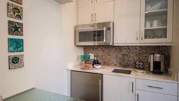 Microwave, coffee/tea maker