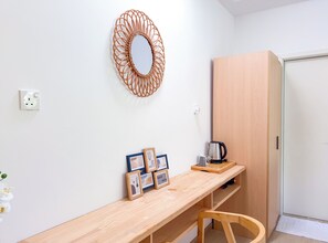 Desk, laptop workspace, iron/ironing board, free WiFi