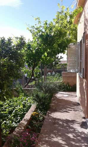 Property grounds - Apartmen Paolo Beautiful Sea View Cozy- charming Šibenik with AC (Šibenik)