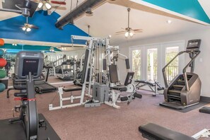 Fitness facility - District West Apartments | Simple. Modern. Home. (Lubbock)
