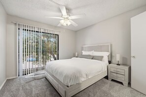 2 bedrooms, desk, iron/ironing board, travel cot