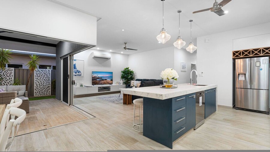 Zenhouse Solstice Designer 4-br Executive Retreat