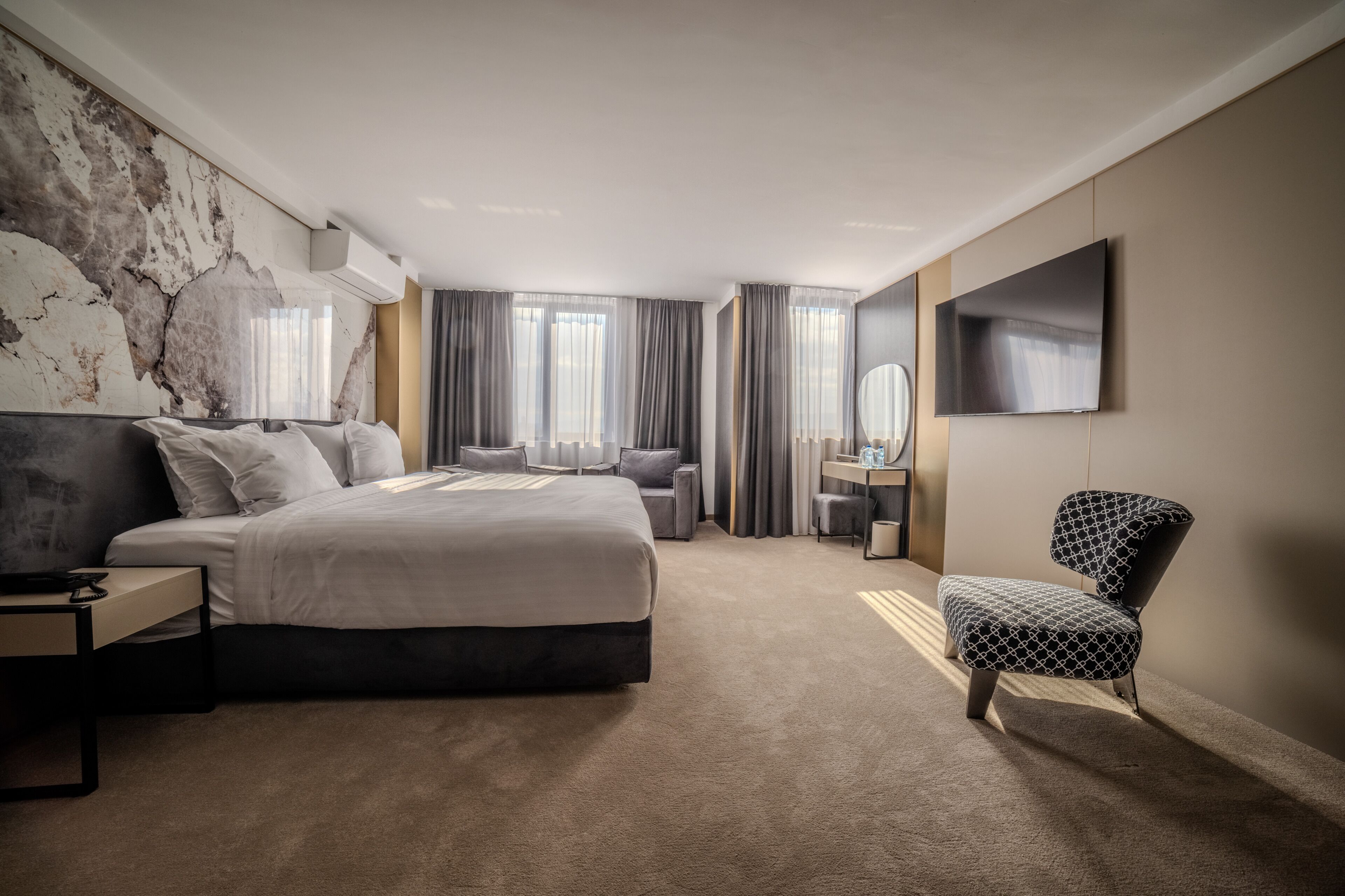 Exclusive Studio, Multiple Beds, City View | In-room safe, desk, laptop workspace, blackout drapes