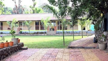 Façana frontal de l'allotjament