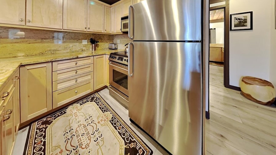 Snowbird 112 2 Bedroom Condo